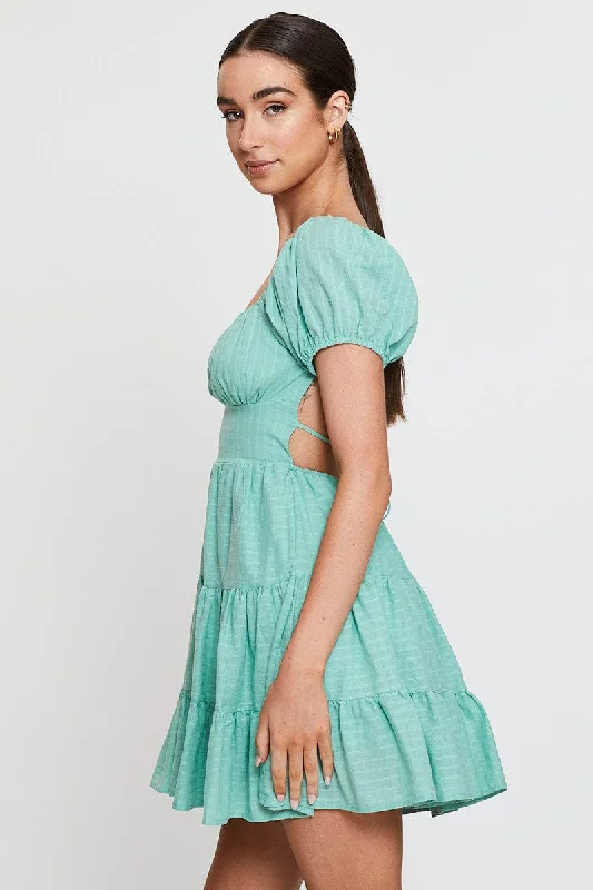 Green Fit And Flare Dress Short Sleeve Sweetheart Neck