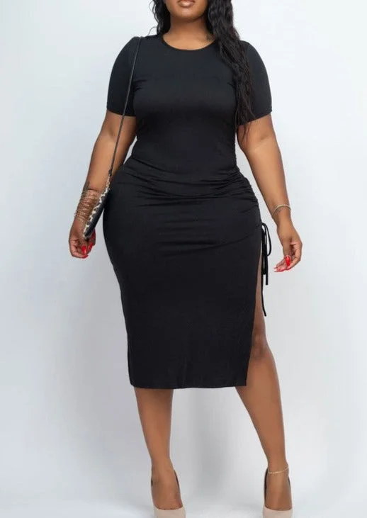 HI Curvy Plus size Women Ruched Short Sleeve Midi Dress