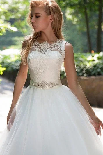 Ball Gown Long Bateau Sleeveless Low-V-Back Tulle Dress With Lace And Waist Jewellery