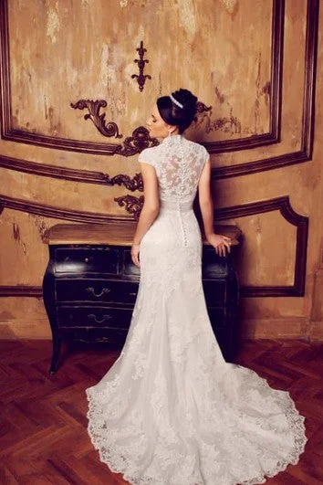 Mermaid Floor-Length V-Neck Cap-Sleeve Illusion Lace Dress With Appliques And Waist Jewellery