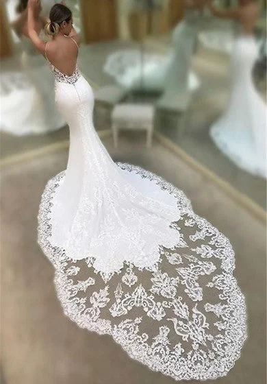 Sexy Plunging Spaghetti Lace Bridal Gown With Cathedral Train